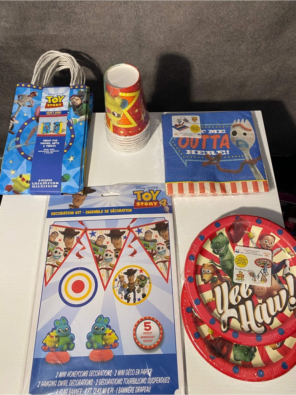 Disney Pixar Toy Story 4 Birthday Party Supplies Set Plates Cups Napkins Decor